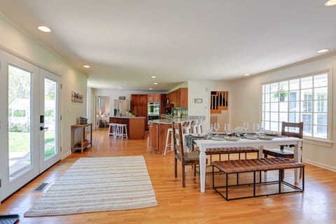 Dining Area | High Chair