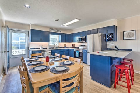 Fully Equipped Kitchen | Blender