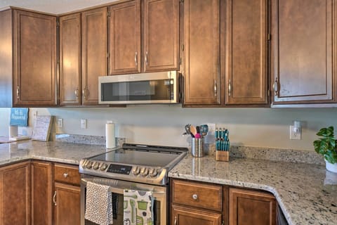 Kitchen | Microwave | Toaster | 2-In-1 Keurig & Drip Coffee Maker