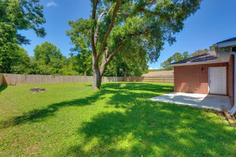 Shared Backyard | Fenced