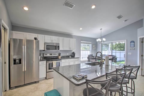 Kitchen | Dishware/Flatware