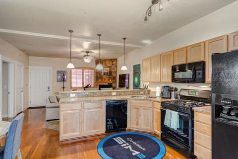 Vacation Rentals in Park City at Bear Hollow Lodges 1205: Fully-equipped kitchen