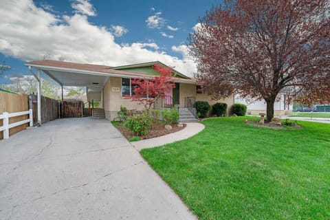 Carport and side entry