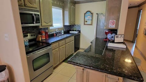 ed21b5d3-d635-46-QuBOo