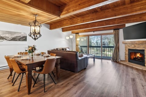 Welcome to Riverside Condos C102!