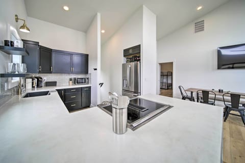 Kitchen | Fully Equipped | Cooking Basics