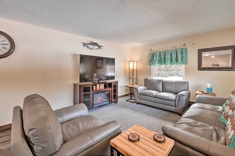 Soldotna Vacation Rental | 5BR | 3BA | 2,400 Sq Ft | Steps Required to Enter