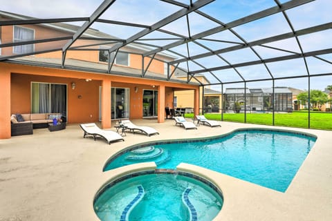 Kissimmee Vacation Rental | 7BR | 4.5BA | 2,793 Sq Ft | Step-Free Entry