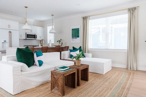 Main Level | Living Room