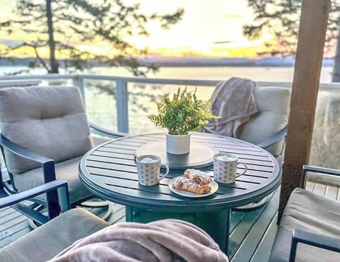 Driftwood Dreams on the main deck - immersed in nature from dawn to dusk with water views in every direction...Our guests find that this is where the day starts and ends...