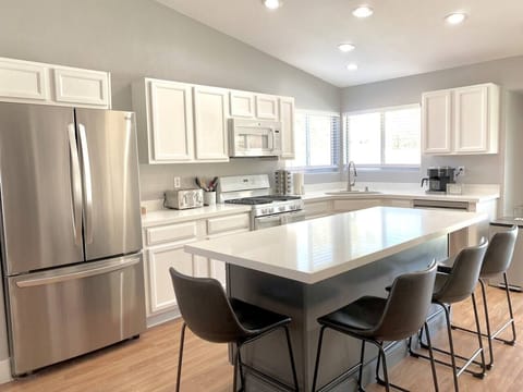 Open concept kitchen, perfect for gathering everyone together.