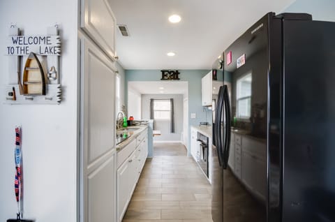 Kitchen | Cooking Basics | Dishware/Flatware | Coffee Maker