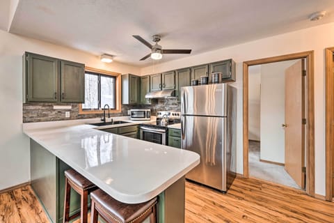 Kitchen | Well-Equipped