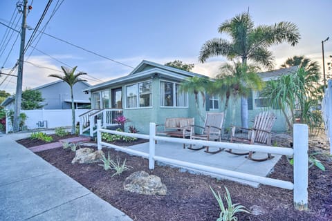 Dunedin Vacation Rental | 2BR | 1BA | Step-Free Access | 1,200 Sq Ft