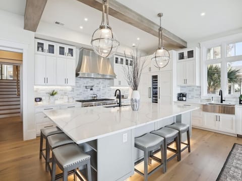 Gourmet Kitchen at 17 Grey Widgeon