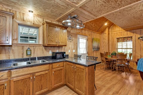 Kitchen and dining table
