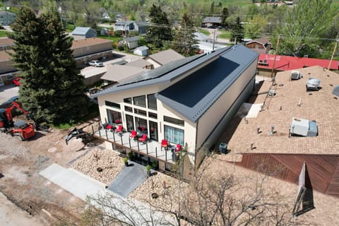 Front exterior view of building

Photo credit: Mitch Kessenich 