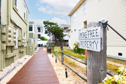 NO Smoking, Vaping, E-Cigarettes, or anything else that creates smoke!!