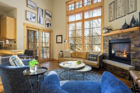 Welcome to Alpen Glow Row House 5