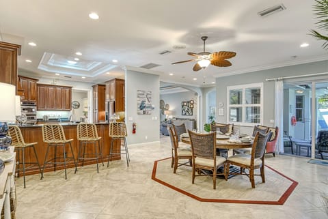 Dining Room / Kitchen