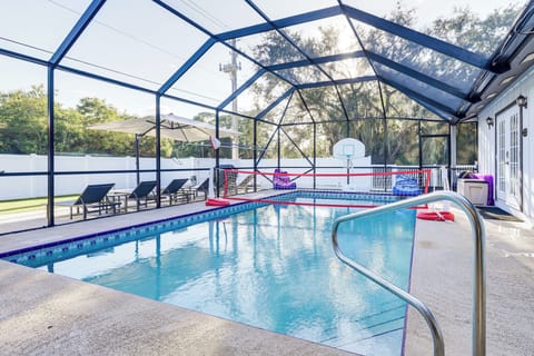 Jupiter Vacation Rental | 4BR | 3BA | 1 Step to Access | 2,060 Sq Ft