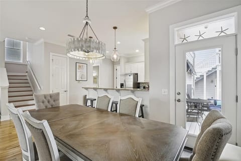 1st Floor - Dining Space