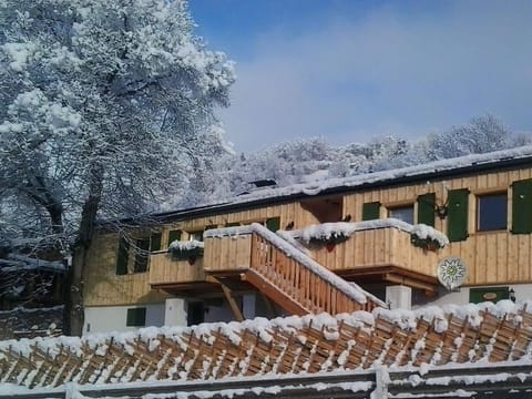 Jägerchalet - Appartement/fewo, Dusche, WC, 3 Schlafräume Apartment in Salzburgerland