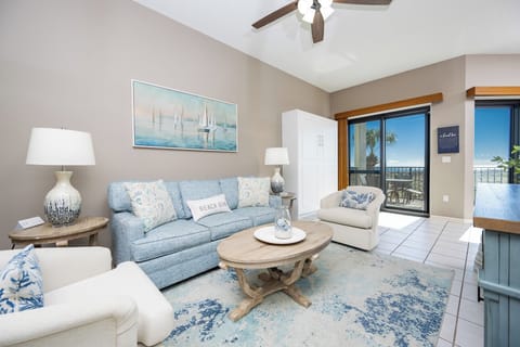 Phoenix VI 6102, Orange Beach, Alabama, beach front, 1 bedroom condominium on the 1st floor