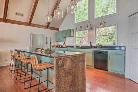 Kitchen | Fully Equipped | Cooking Basics