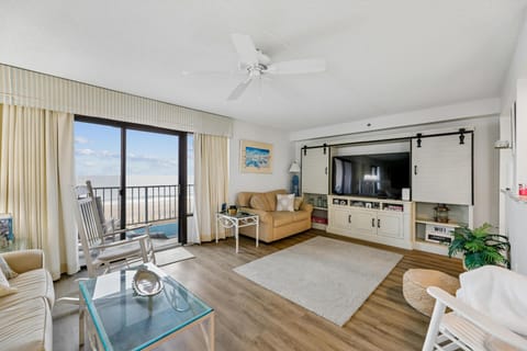 Group,Living Room,
