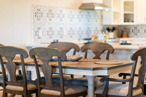 Beautiful dining table for the whole family to enjoy.