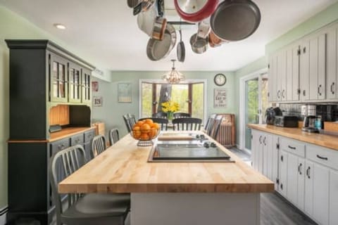 Cook with ease in our well-equipped kitchen