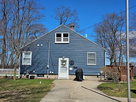 Welcome to the Nauti Dog!