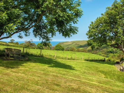Outdoor area | Crug y Felin, Ceibwr Cove