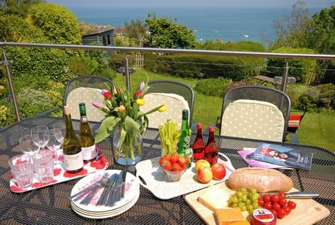 Outdoor area | Seascape, New Quay