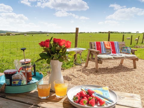 Outdoor area | Hafan Fach, Pembroke