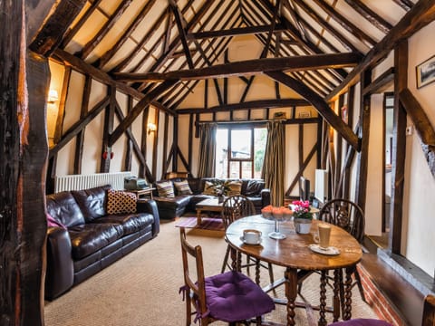 Living room/dining room | The Barn, Coltishall