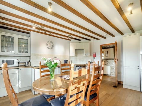 Kitchen/diner | Cwm Eithin (Cerbid), Cerbid