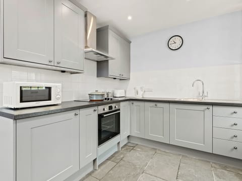 Kitchen area | Croft Y Beudy, Aberaeron