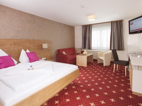 Familienzimmer mit Dusche, WC - Haus Central Bed and Breakfast in Schladming