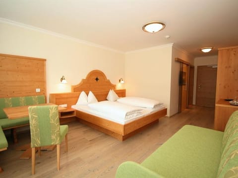 App+Suite 4-6 Pax - Hotel Neuwirt Apartment in Schladming