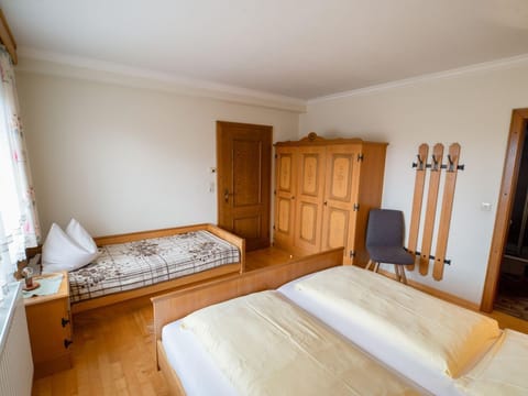 Apartment/1-3 bedrooms/shower, WC - Edlingerhof Farm Stay in Schladming