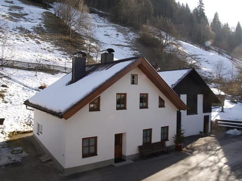 Ferienhaus Simonegg - Holiday home 3 bedrooms/bathroom, WC Apartment in Schladming