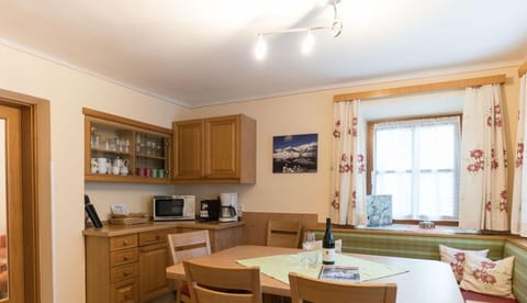 Ferienhaus Simonegg - Holiday home 3 bedrooms/bathroom, WC Apartment in Schladming