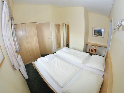 Planai apartment, bathroom, WC, 1 bedroom - Apparthotel Bliem Apartment hotel in Schladming