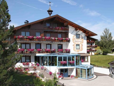 Sportpension Alpenrose - Apartment/2 bedrooms/shower, WC 4 PAX Bed and Breakfast in Schladming