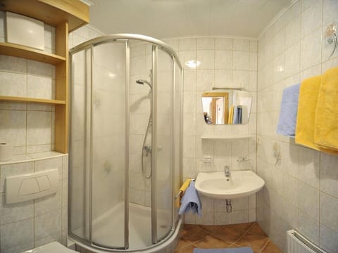 Obertal /2 bedrooms/shower, WC - Hocheggerhof Farm Stay in Schladming