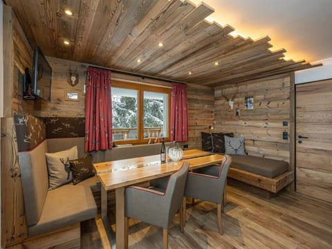 Apartment "S'GMIATLICHE" - House Wiederkehr Bed and Breakfast in Schladming