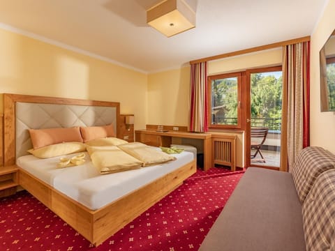 Double room with shower, WC - Hotel Garni Hochwurzen Bed and Breakfast in Schladming