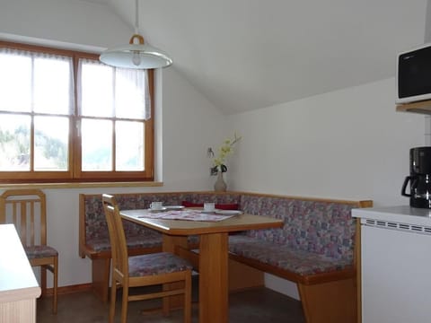 Apartment B / 2 bedrooms/bathroom, toilet - Apartment Zandl Apartment in Schladming